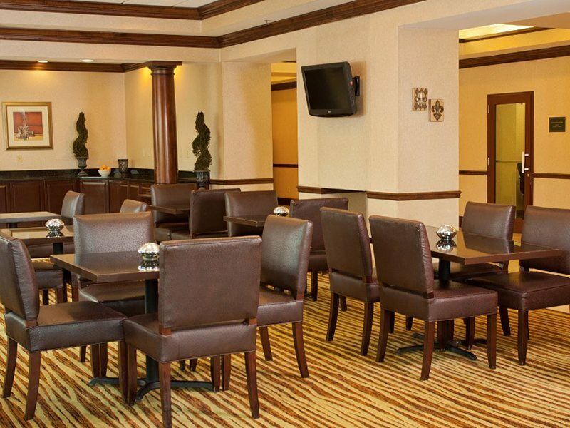 דאנוודי Home2 Suites By Hilton Atlanta Perimeter Center מסעדה תמונה